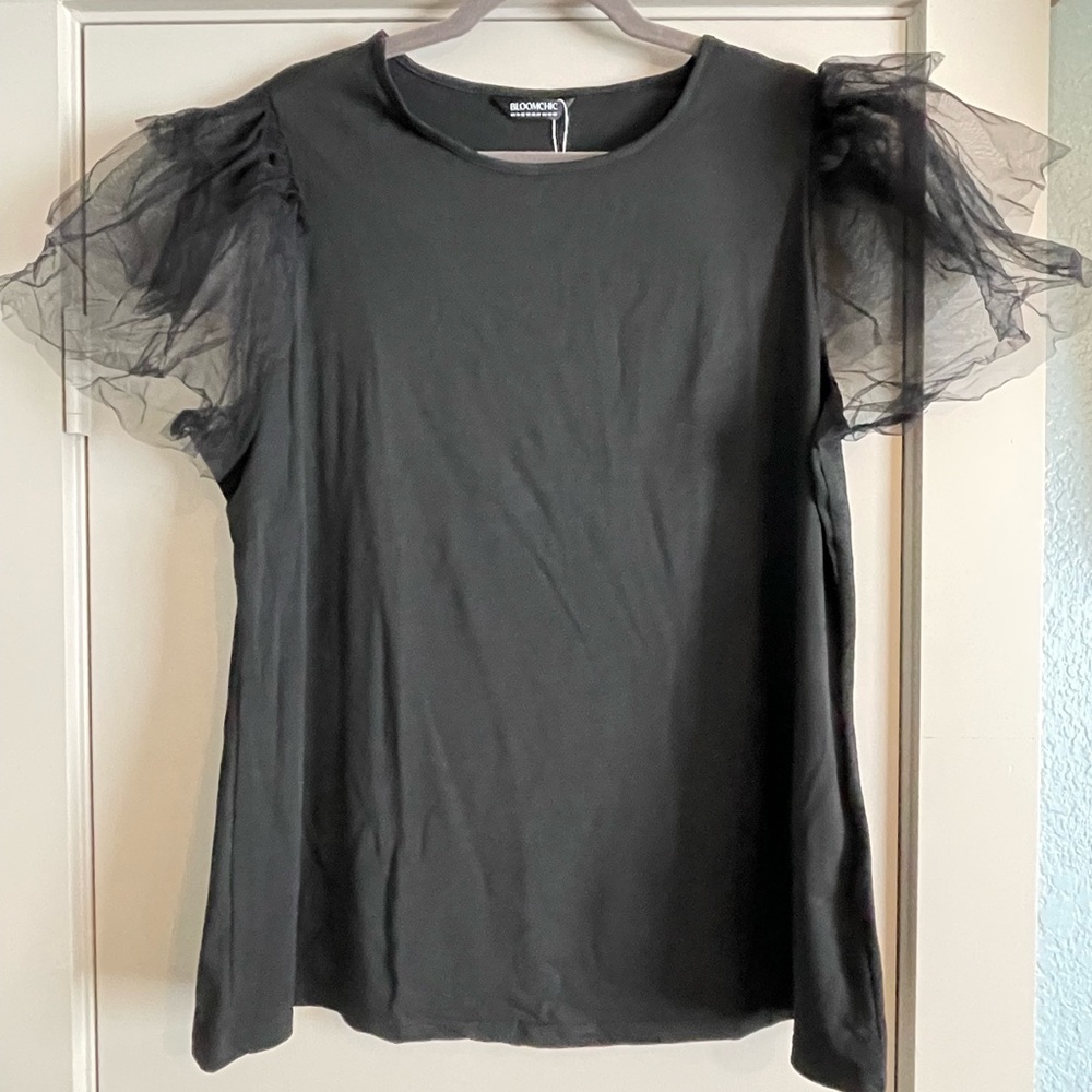BloomChic Gray Ruffled Blouse
